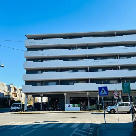 Living Eggenberg 17 アパート
