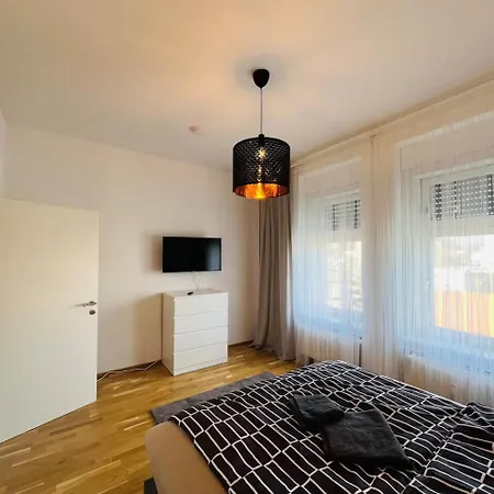 Apartment Living Eggenberg 17
